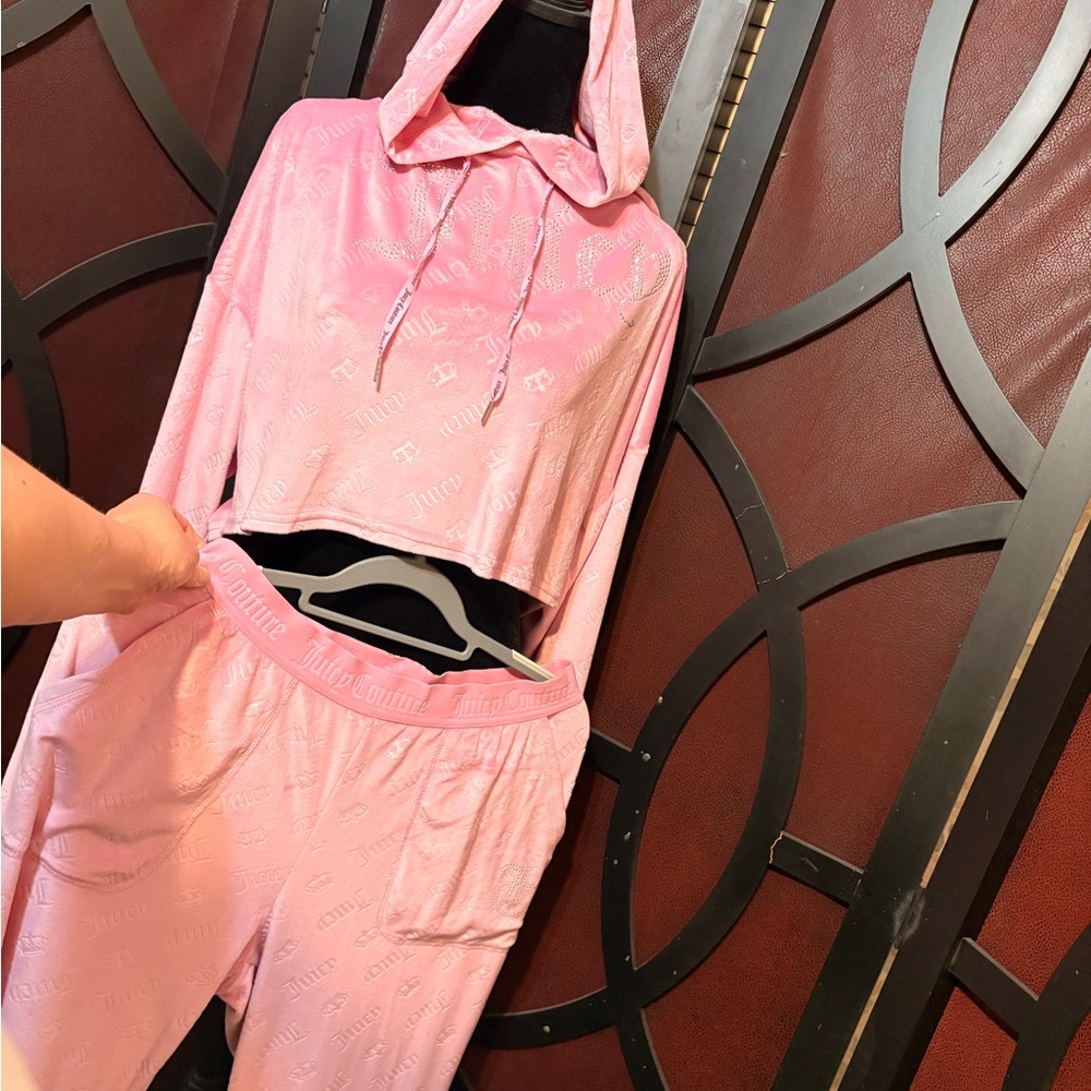 Juicy Couture Pink Velour Tracksuit Set – Rhinestone “JUICY” Hoodie
